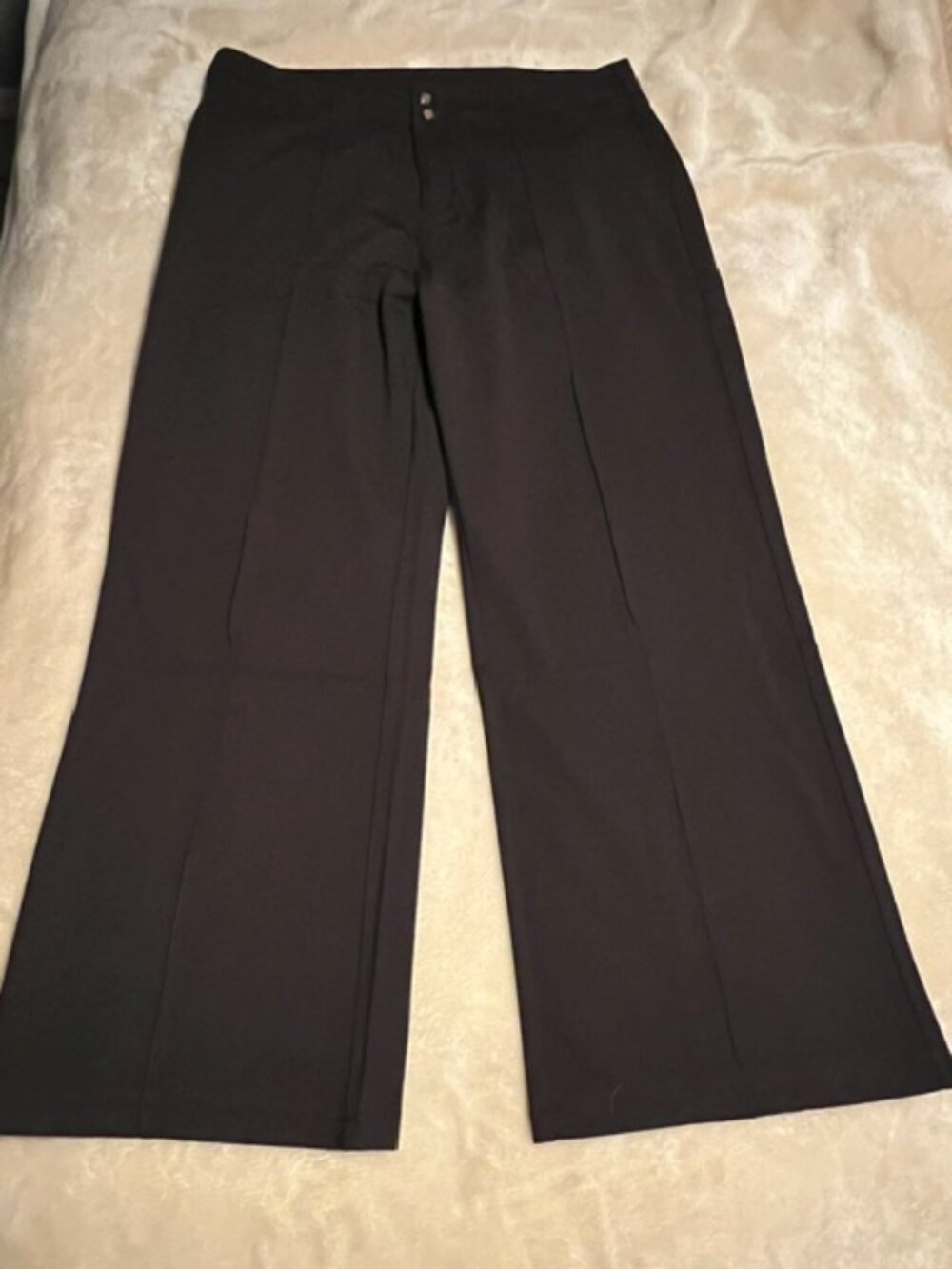 Women Pants - NWT